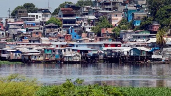 ESPECIAL AMAZÔNIA Periferias invisíveis em meio à pandemia