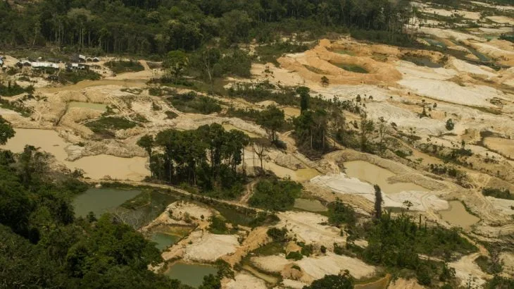  ‘Querem transformar em mercado aquilo que para gente é sagrado’, diz indígena Munduruku sobre garimpo ilegal