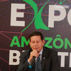  Em Manaus, Hamilton Mourão fala sobre investimento em segurança na Amazônia: ‘O País vive outras carências’
