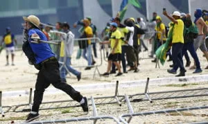  A ignorância e o terrorismo